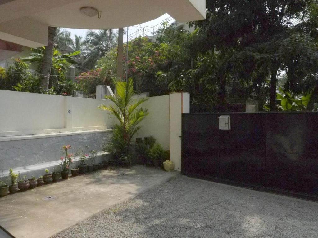 Dreams Hotel Kovalam Luaran gambar