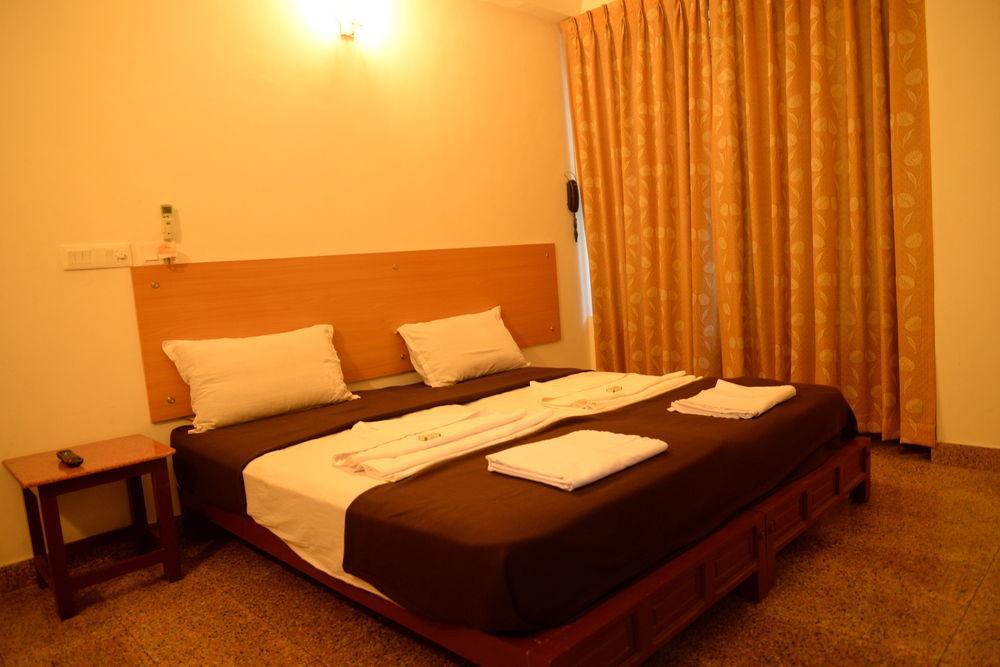 Dreams Hotel Kovalam Luaran gambar